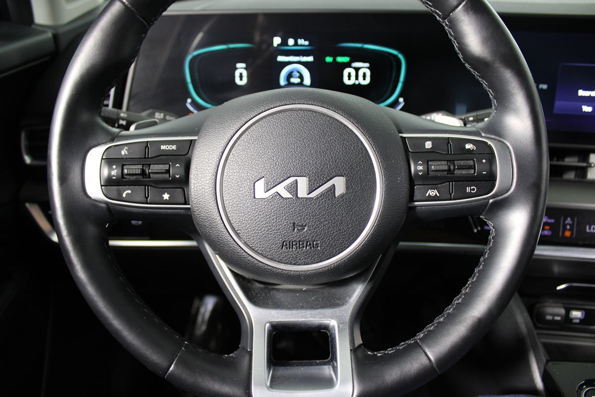 2023 Kia Sportage Hybrid EX Image 18 of 37