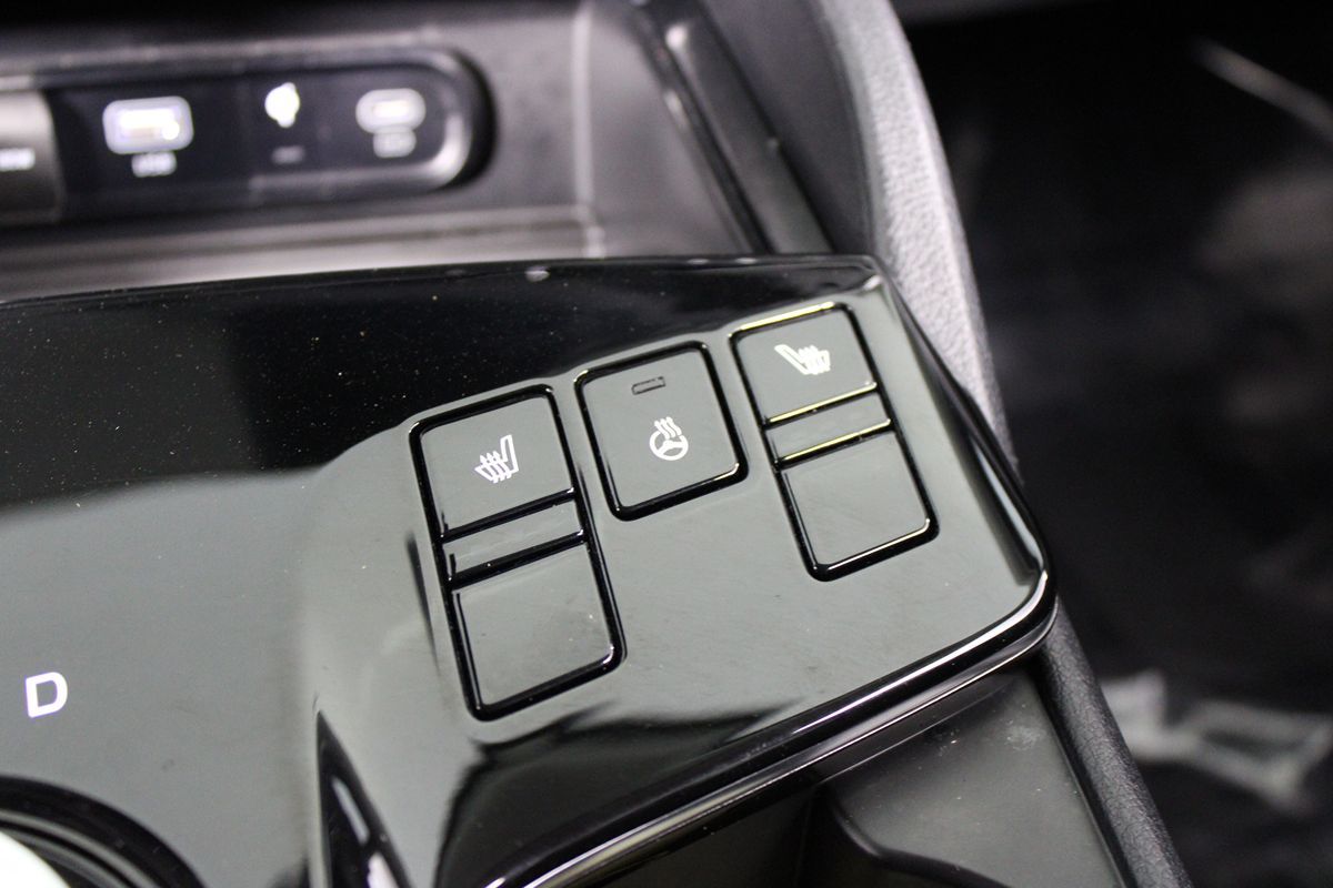 2023 Kia Sportage Hybrid EX Image 31 of 37