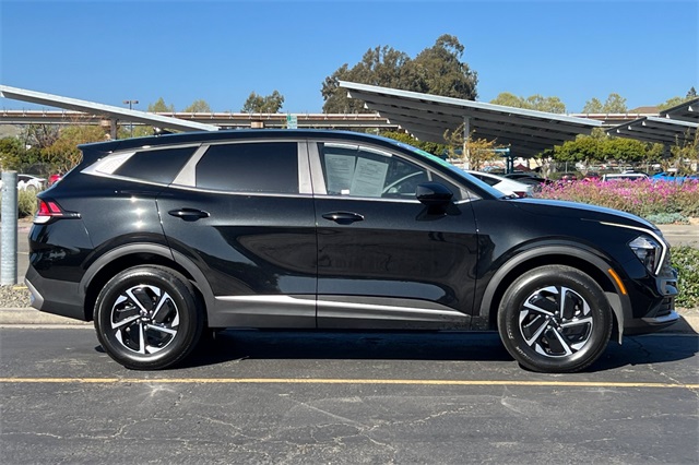 Vehicle image 5 of 45