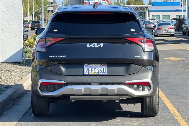 Vehicle image 7 of 45