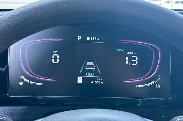 Vehicle image 20 of 23
