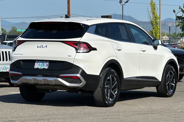 Vehicle image 5 of 23
