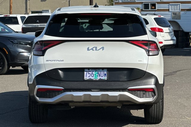 Vehicle image 6 of 23