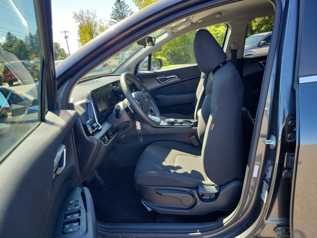 Vehicle image 13 of 31