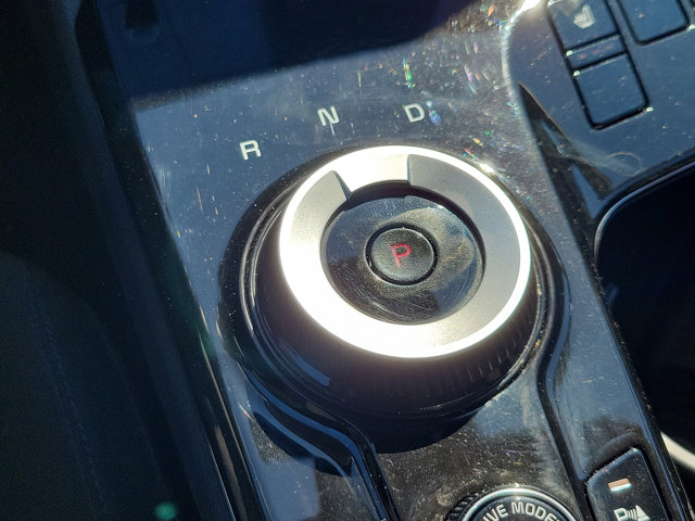Vehicle image 14 of 31