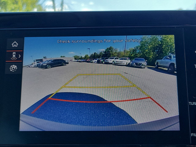 Vehicle image 17 of 31
