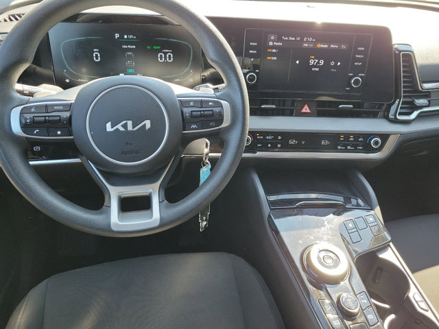 Vehicle image 11 of 31