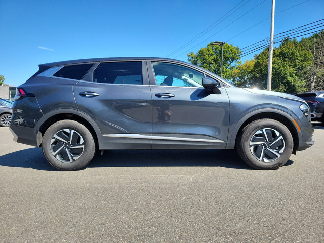 Vehicle image 4 of 31