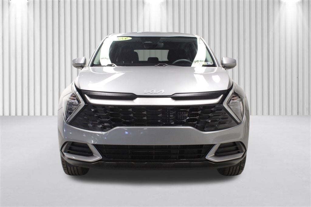 Vehicle image 4 of 60