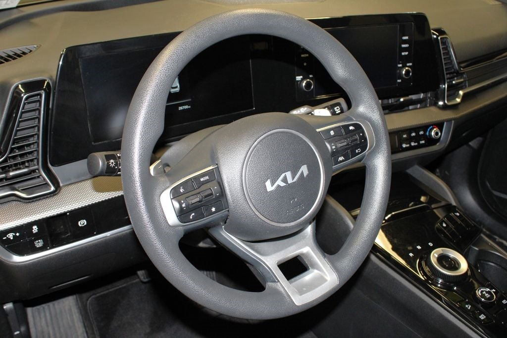 Vehicle image 15 of 60