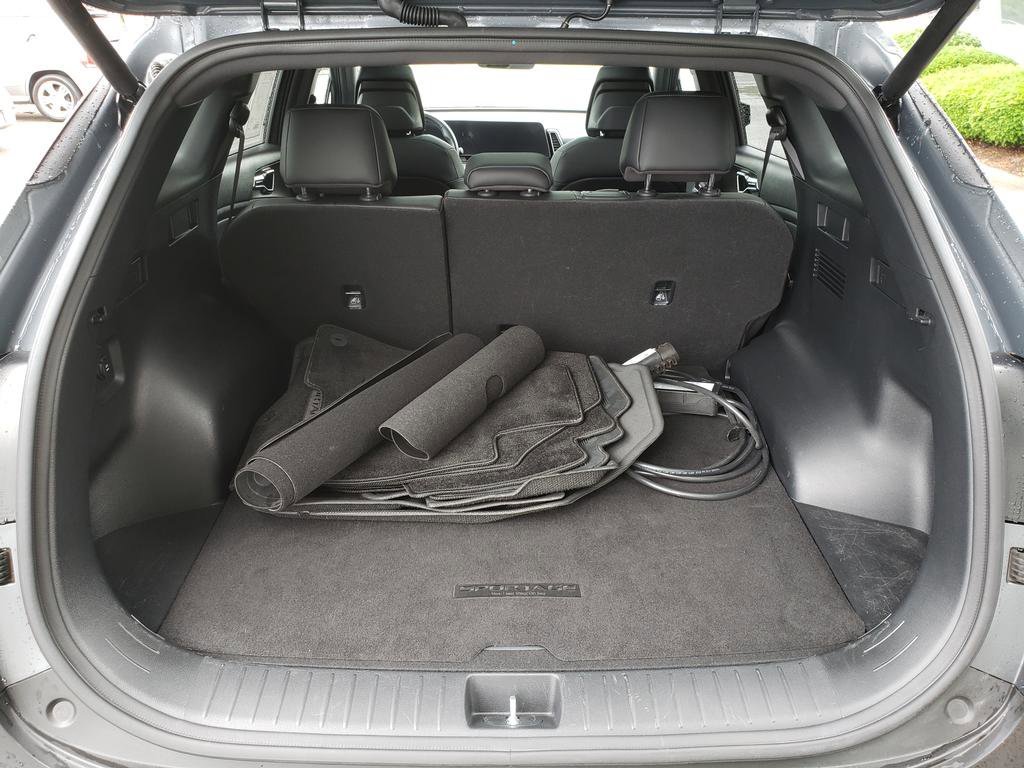 Vehicle image 15 of 27