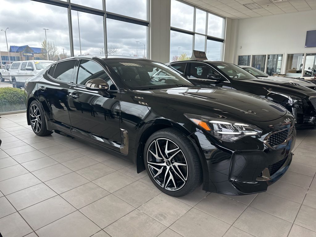 Vehicle image 2 of 18