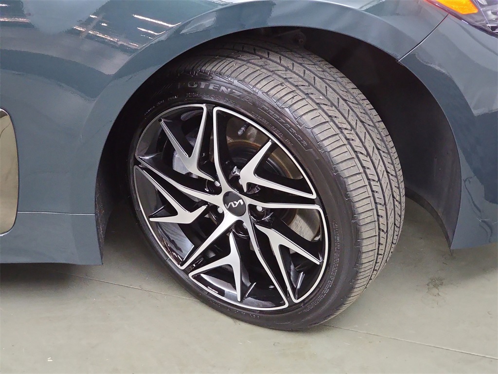 2023 Kia Stinger GT-Line Image 10 of 33