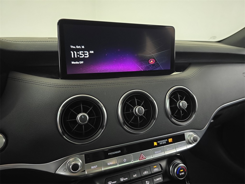 2023 Kia Stinger GT-Line Image 18 of 33