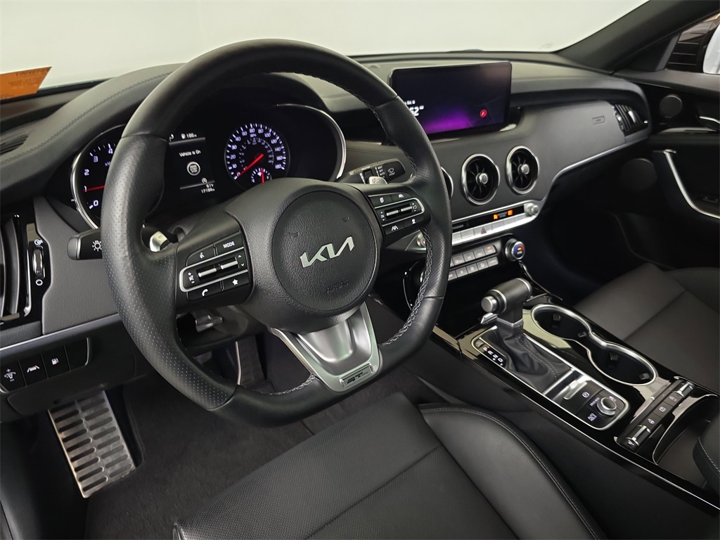 2023 Kia Stinger GT-Line Image 16 of 33