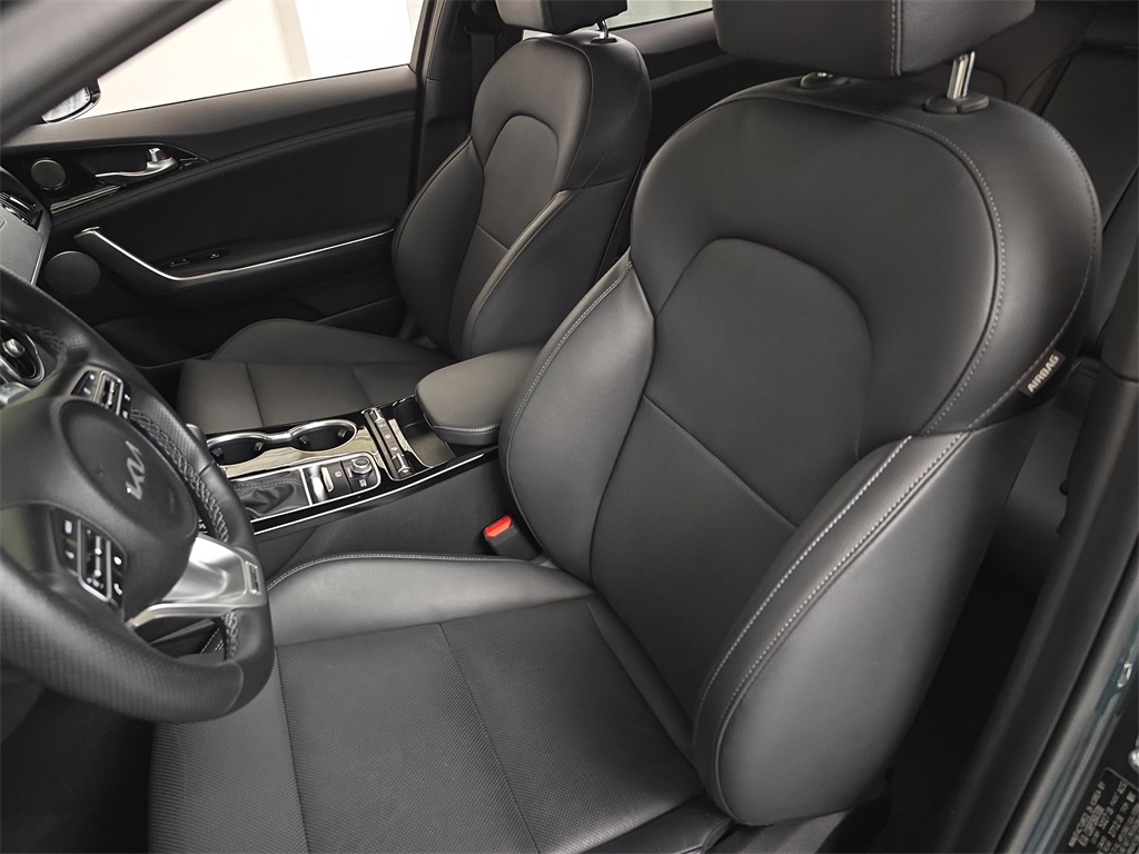 2023 Kia Stinger GT-Line Image 12 of 33