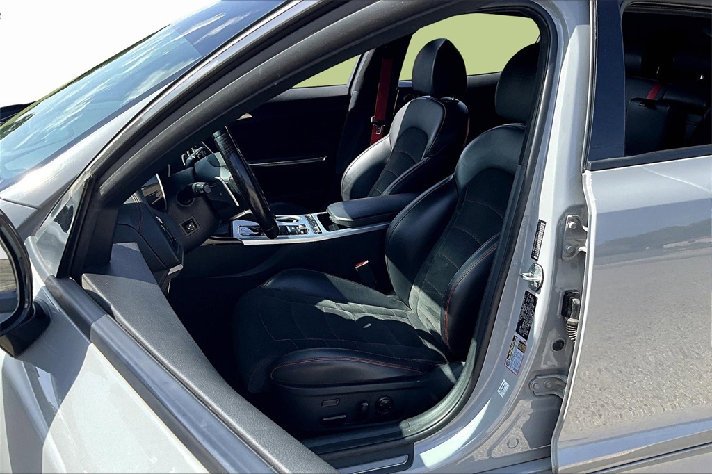 Vehicle image 12 of 36