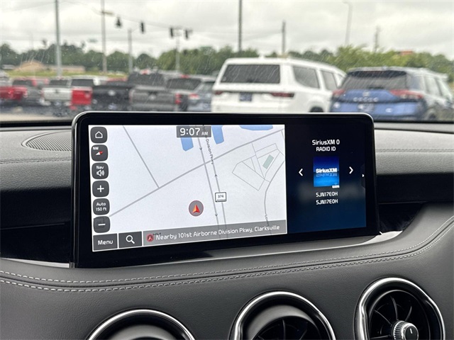 Vehicle image 20 of 29