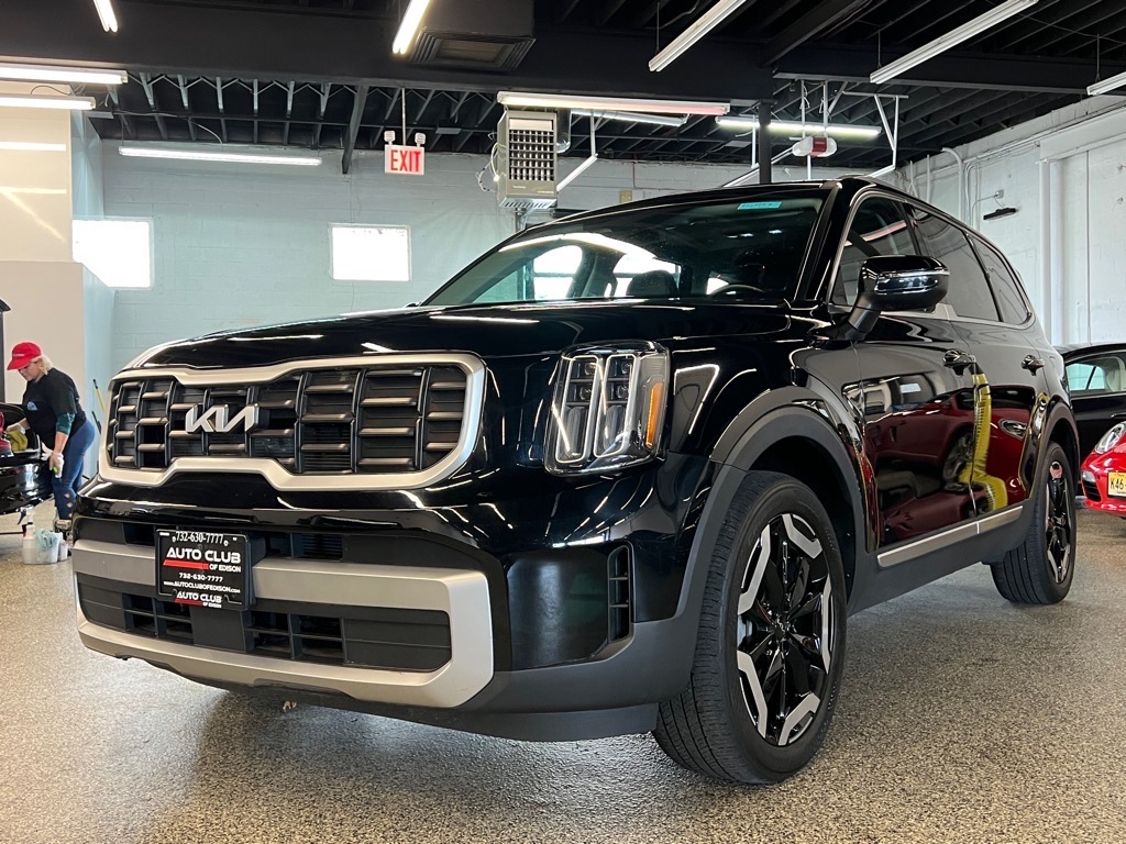 Vehicle image 1 of 26