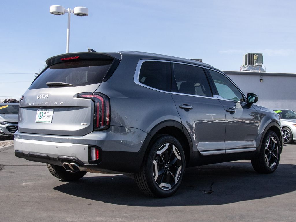 2023 Kia Telluride EX Image 5 of 26