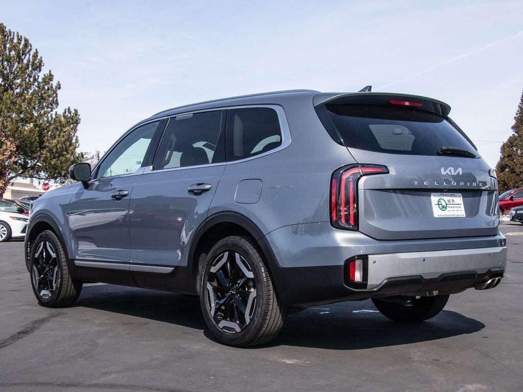 2023 Kia Telluride EX Image 7 of 26