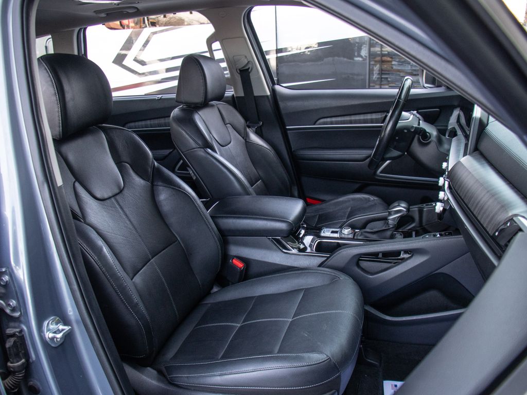 2023 Kia Telluride EX Image 12 of 26