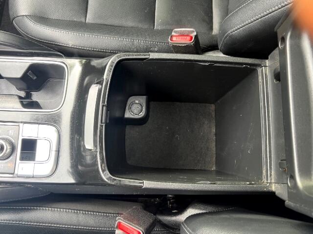 Vehicle image 18 of 34