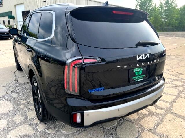 Vehicle image 4 of 34