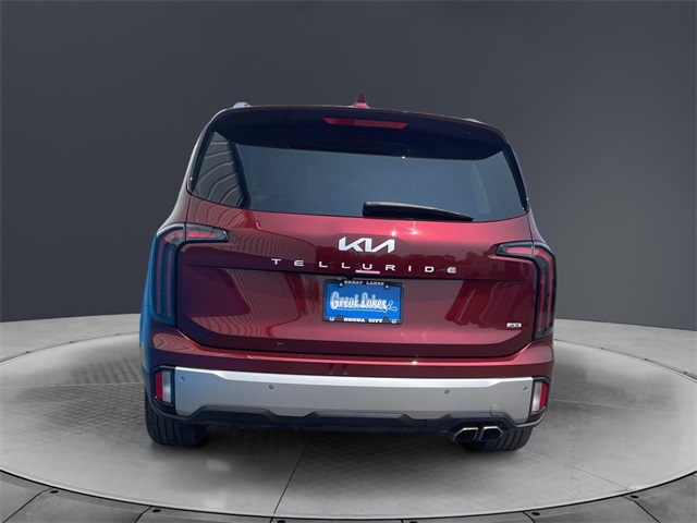 Vehicle image 6 of 15