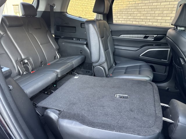 Vehicle image 24 of 44