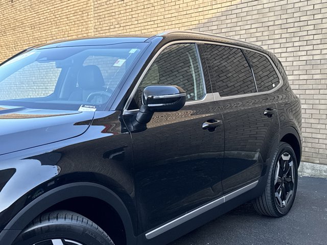 Vehicle image 1 of 44