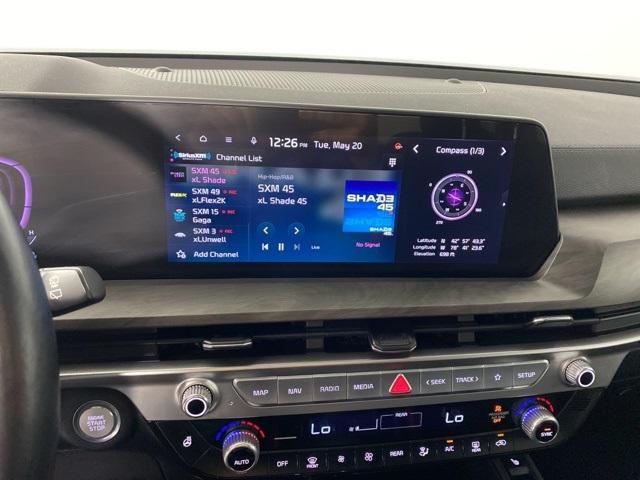 Vehicle image 25 of 33