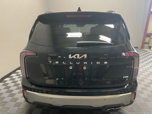 Vehicle image 8 of 30