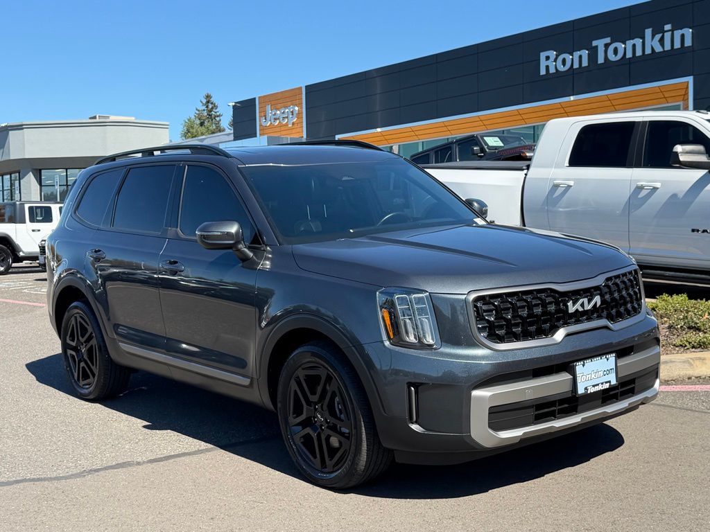 2023 Kia Telluride EX X-Line Image 3 of 33