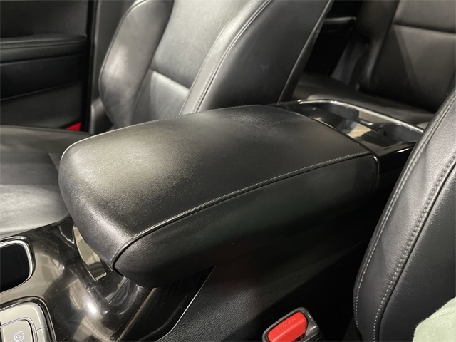 Vehicle image 22 of 29