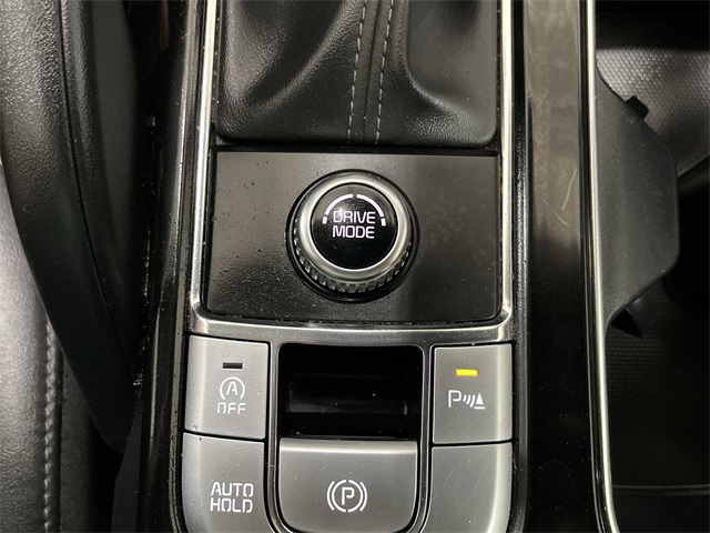 Vehicle image 28 of 29