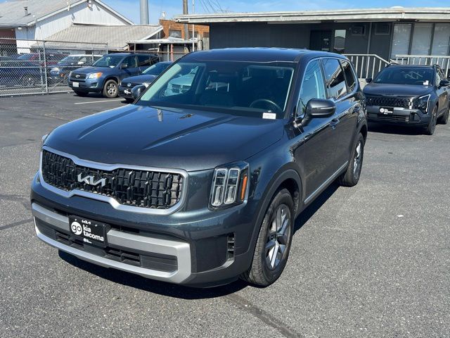 2023 Kia Telluride LX Image 1 of 23
