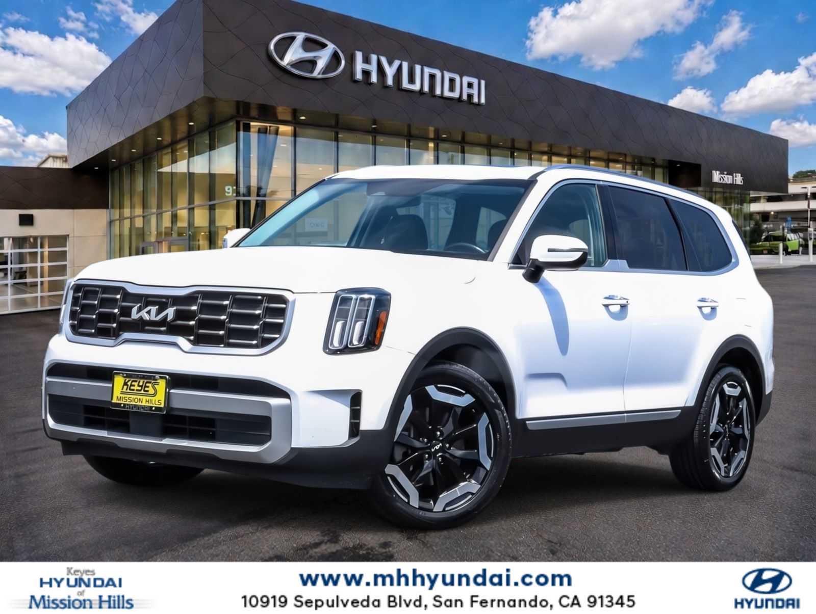 2023 Kia Telluride S Image 1 of 35