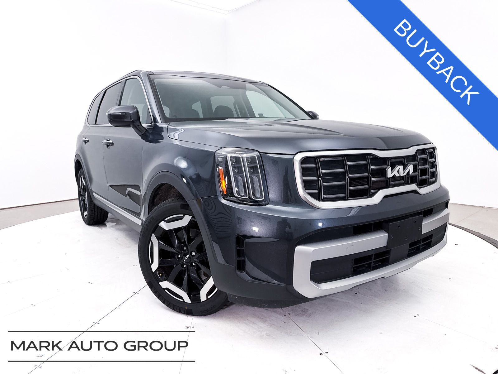 2023 Kia Telluride S Image 2 of 41
