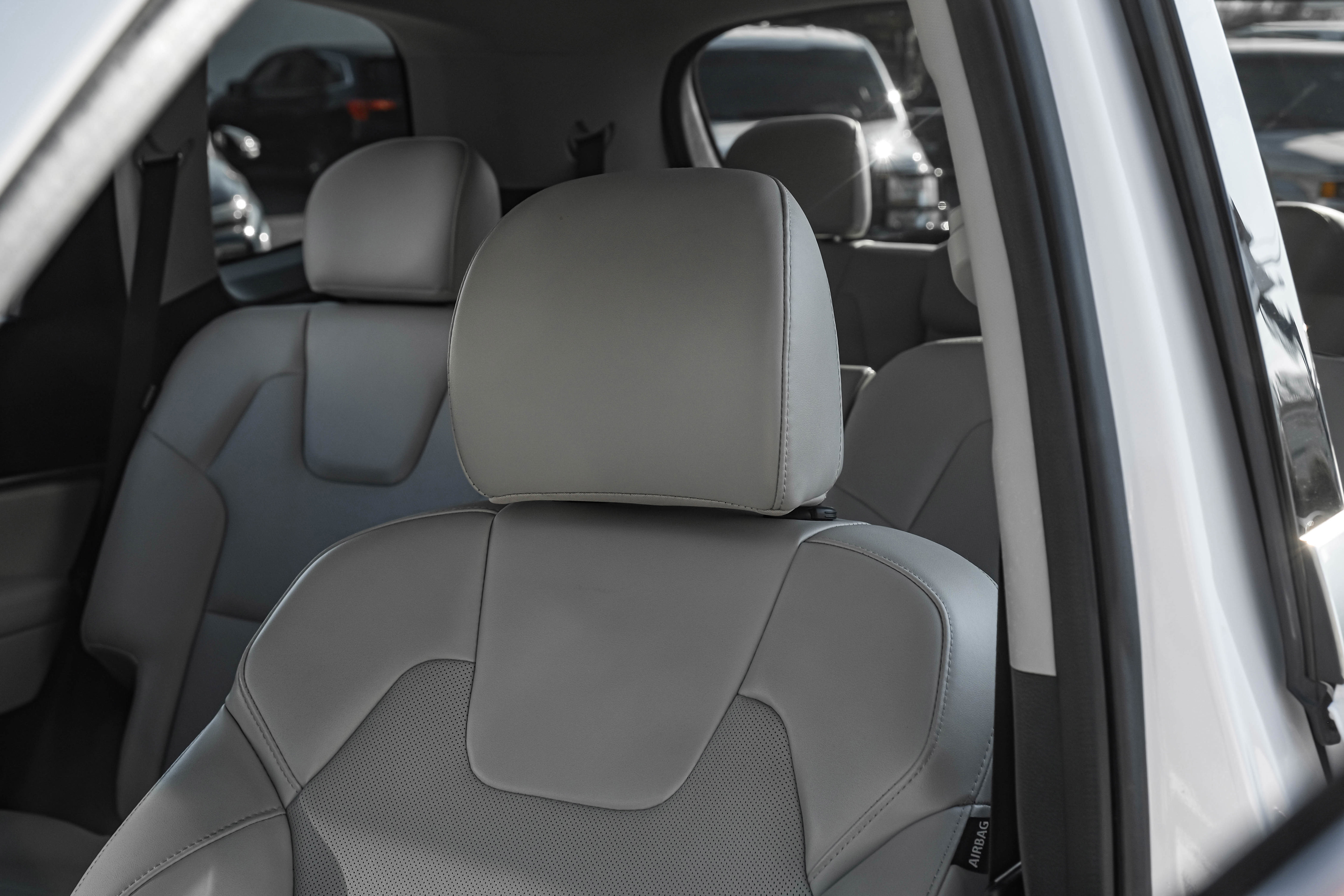 2023 Kia Telluride S Image 26 of 62