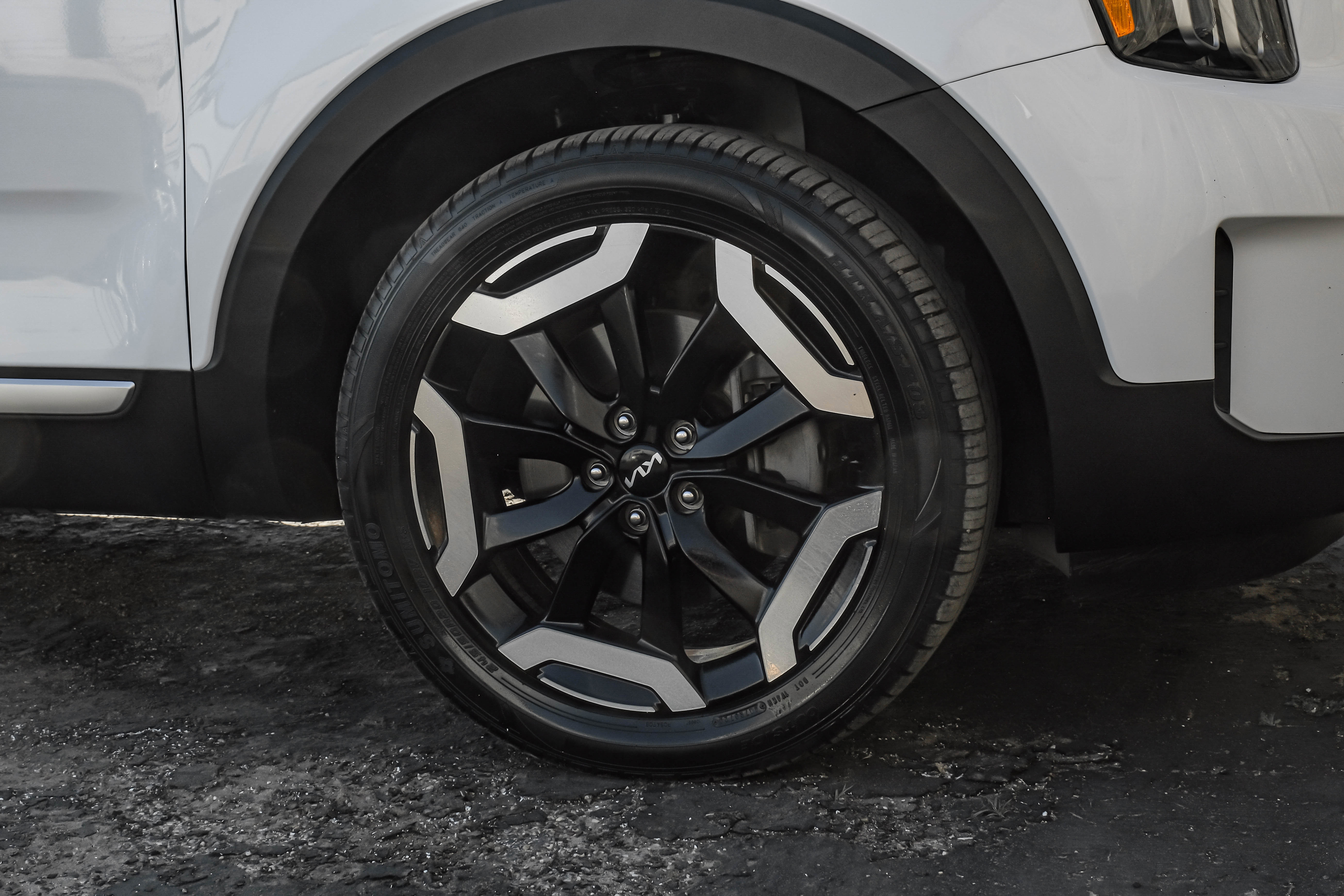 2023 Kia Telluride S Image 17 of 62