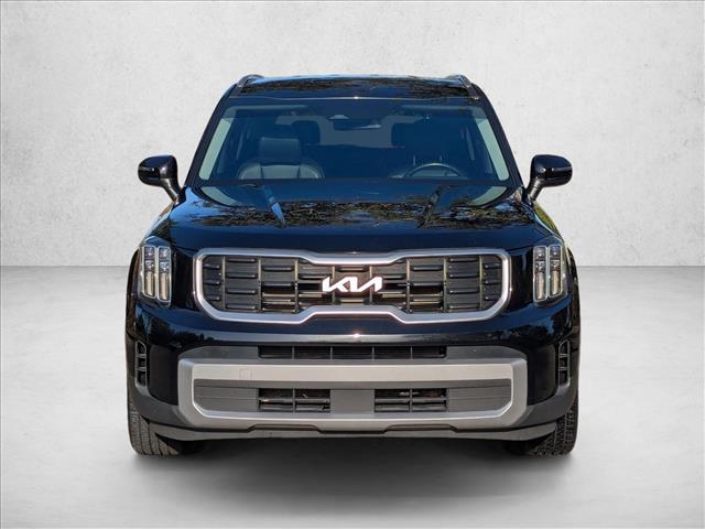 2023 Kia Telluride S Image 2 of 25