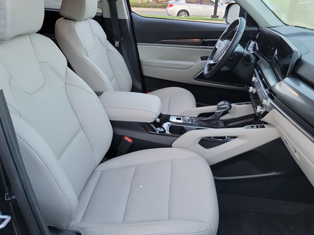 2023 Kia Telluride S Image 14 of 28
