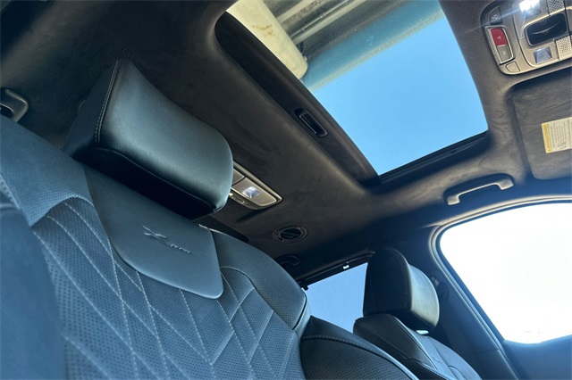 Vehicle image 15 of 25