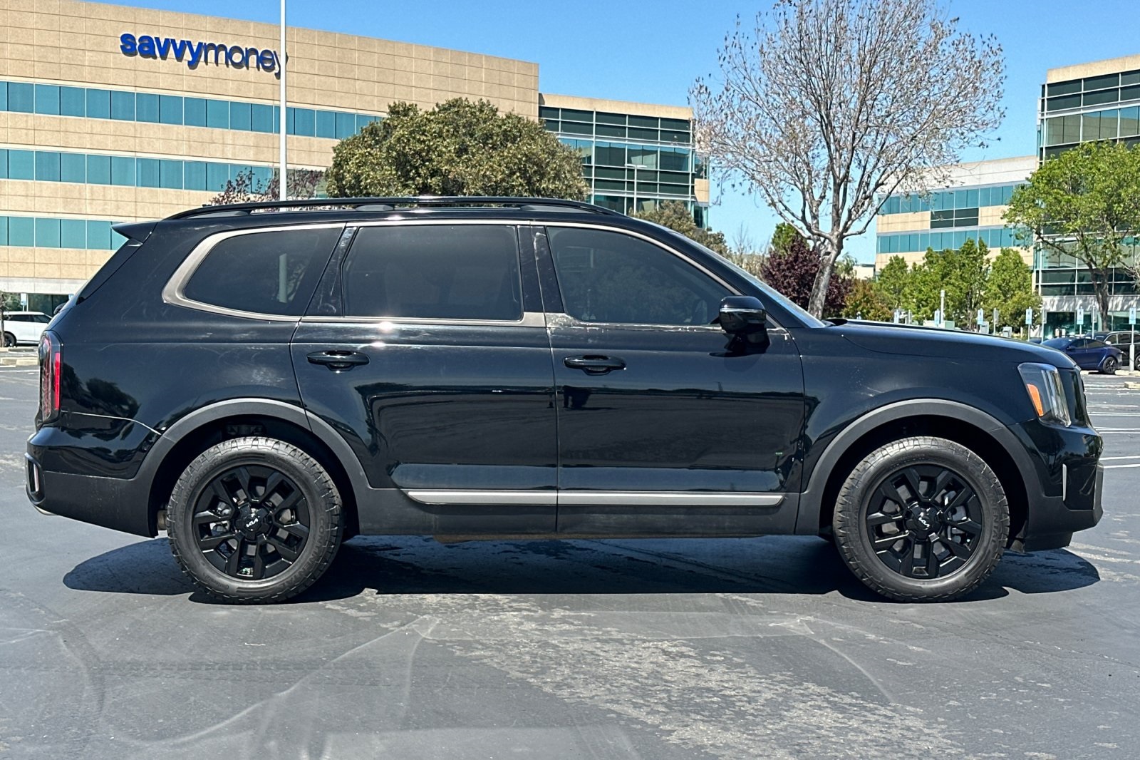 Vehicle image 5 of 53