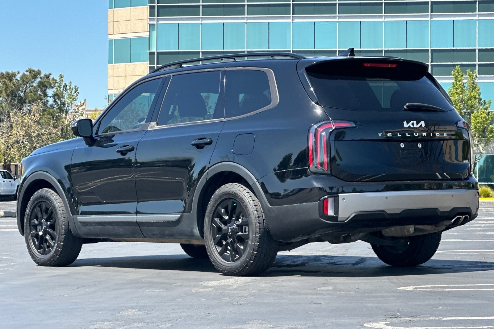 Vehicle image 8 of 53