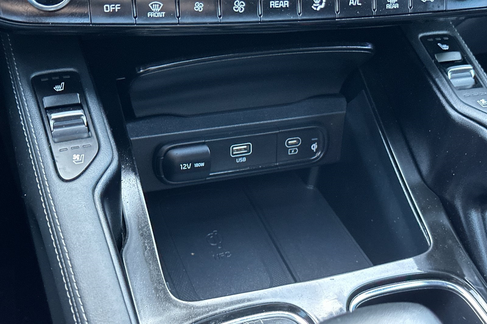 Vehicle image 31 of 53