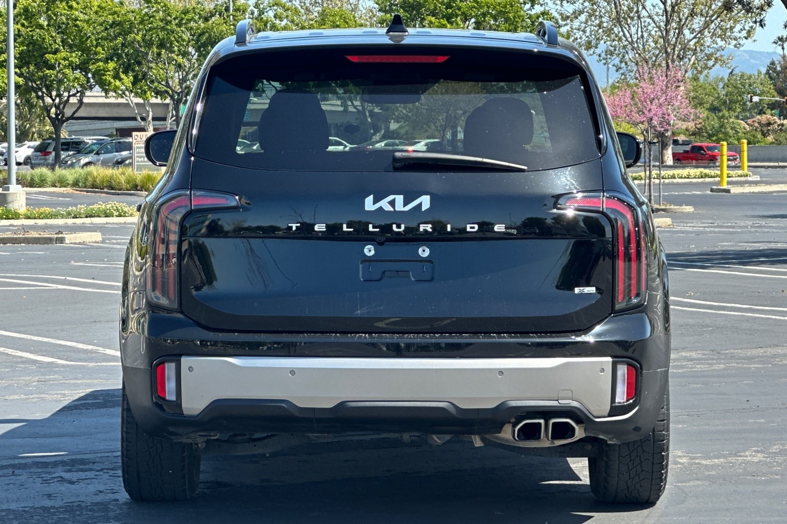 Vehicle image 7 of 53
