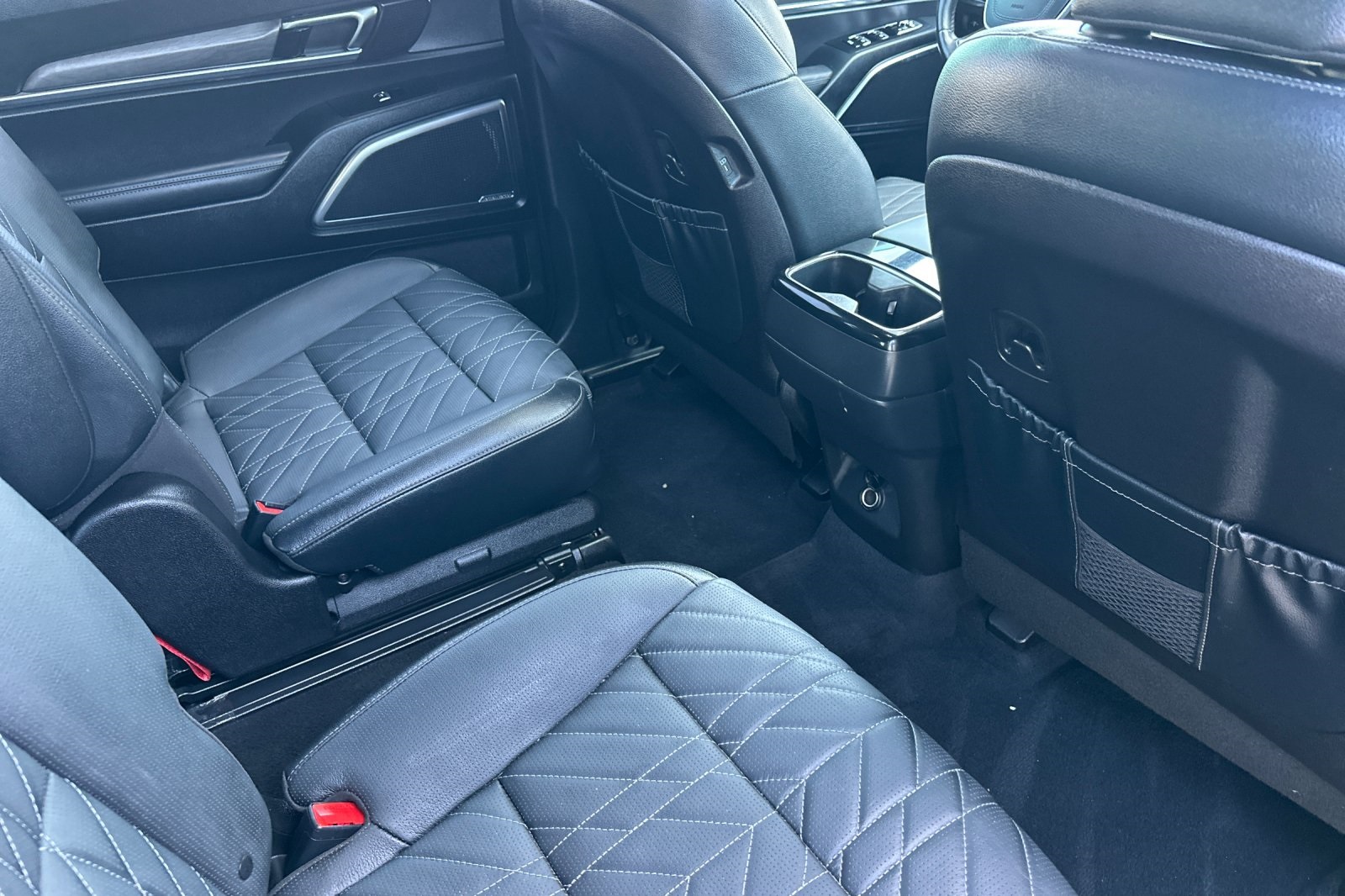 Vehicle image 18 of 53