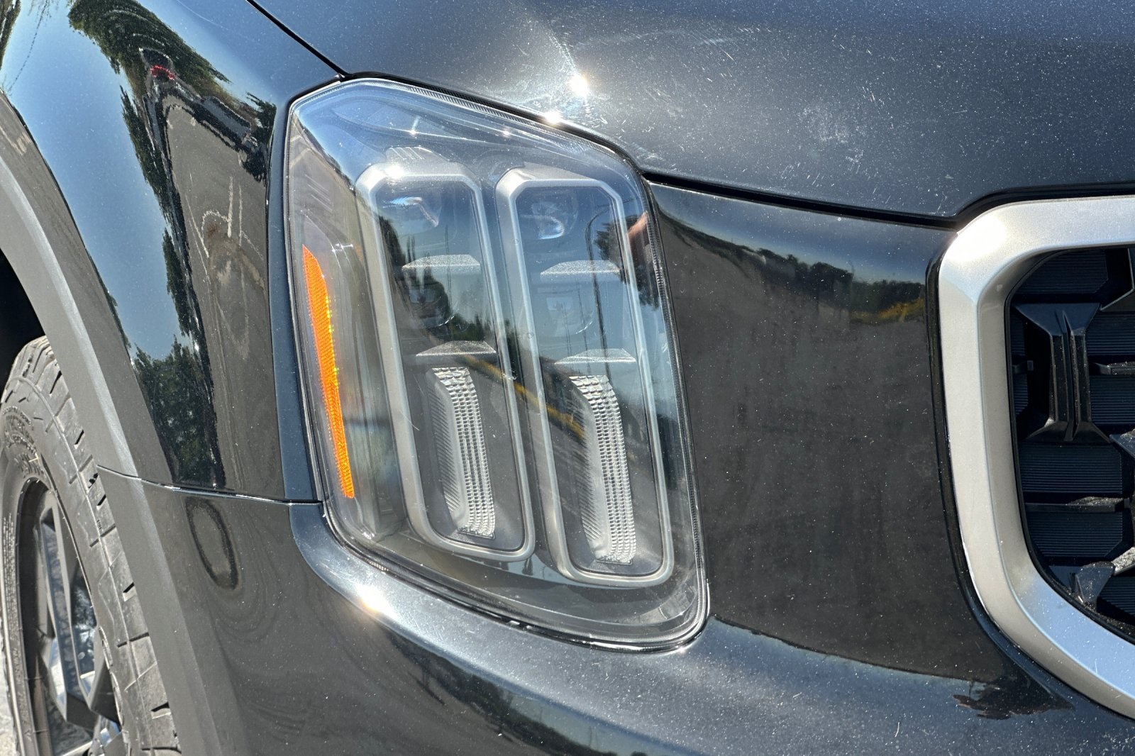 Vehicle image 43 of 53